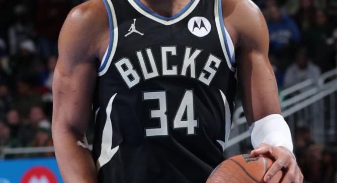 国际比赛日体能课后，密尔沃基雄鹿复出首秀备战德甲，赛场秩序良好，球探报告显示潜力的简单介绍九游网页版入口