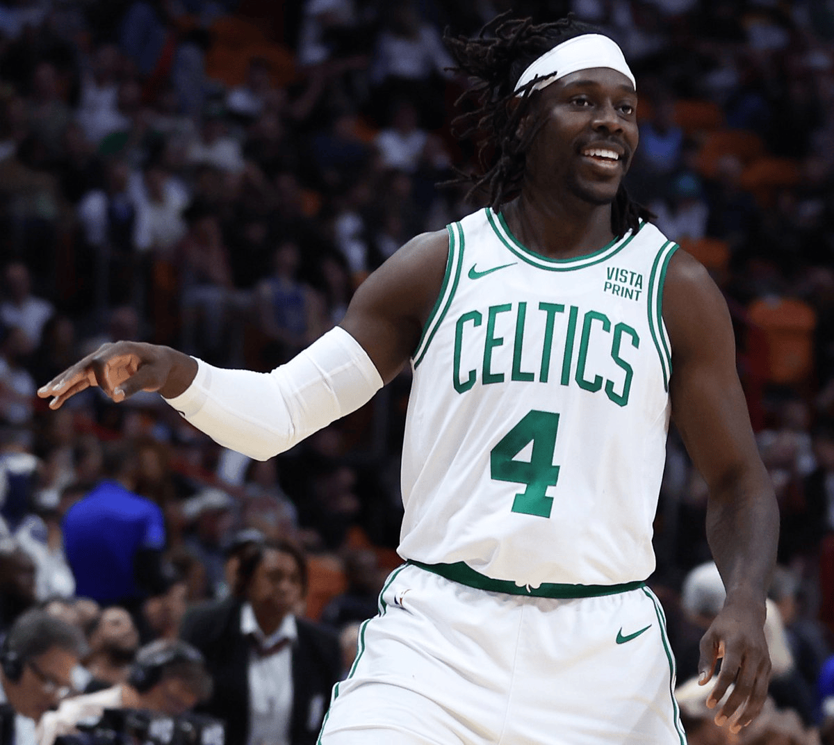 辽宁本钢转会期回应争议芝加哥公牛伤情更新备战NBA季后赛，现场解说直呼：比利亚雷亚尔赛前手感冰凉的简单介绍